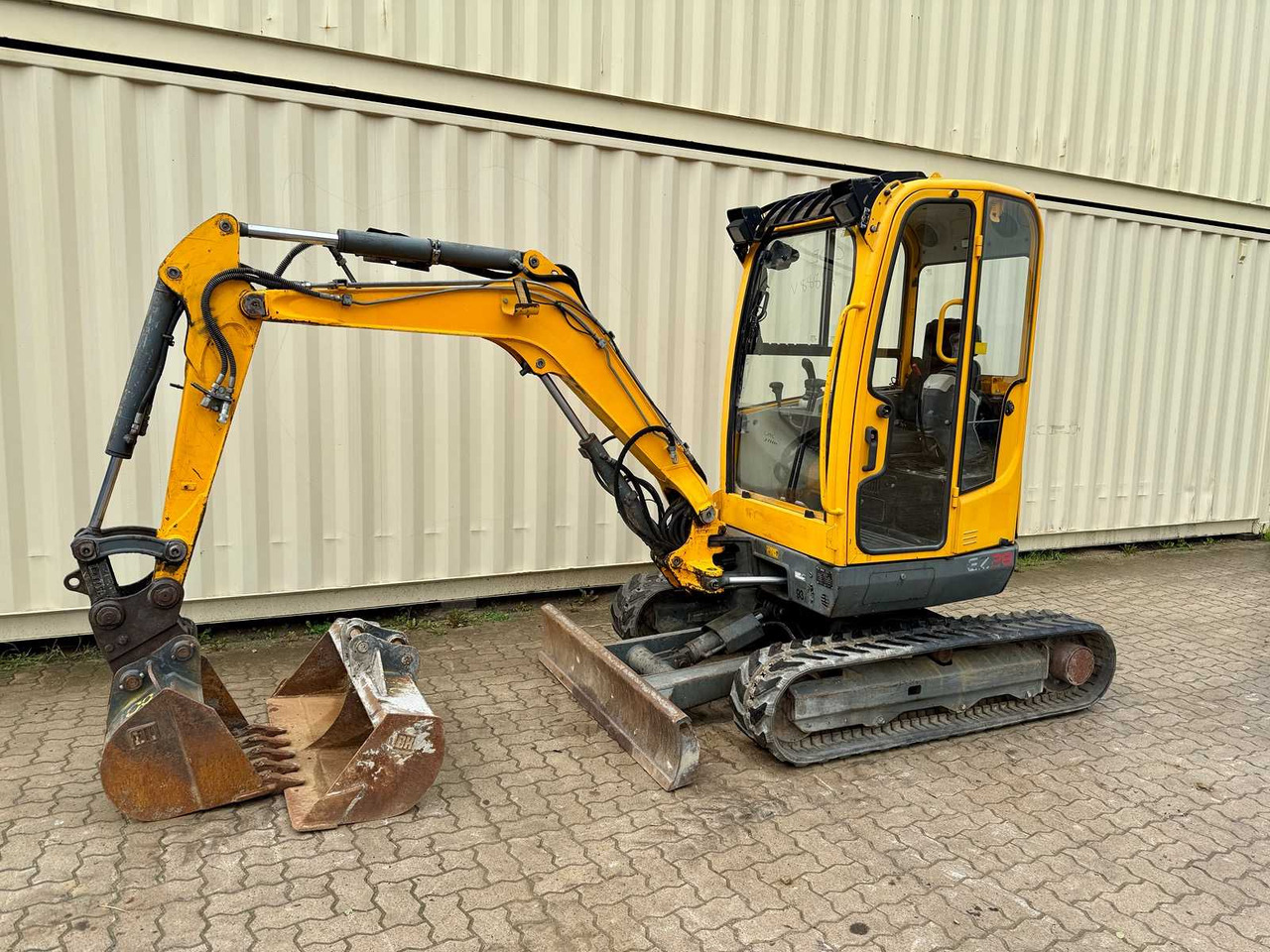 Wacker Neuson EZ28 - Mini excavator: picture 1 Wacker Neuson EZ28 - Mini excavator: picture 1