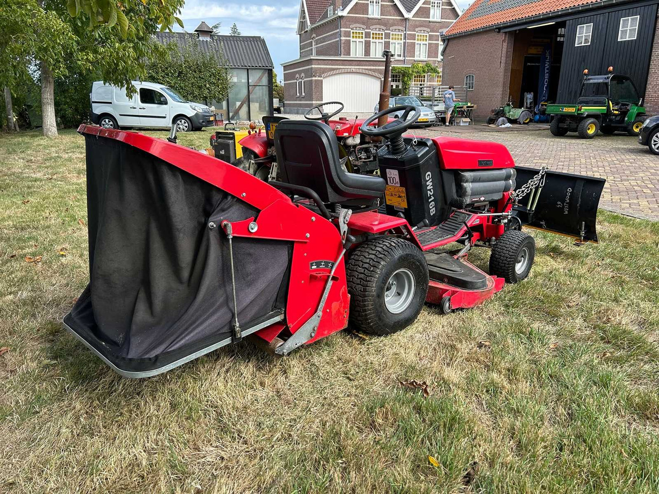 Westwood GW216B HST - Garden mower: picture 3 Westwood GW216B HST - Garden mower: picture 3