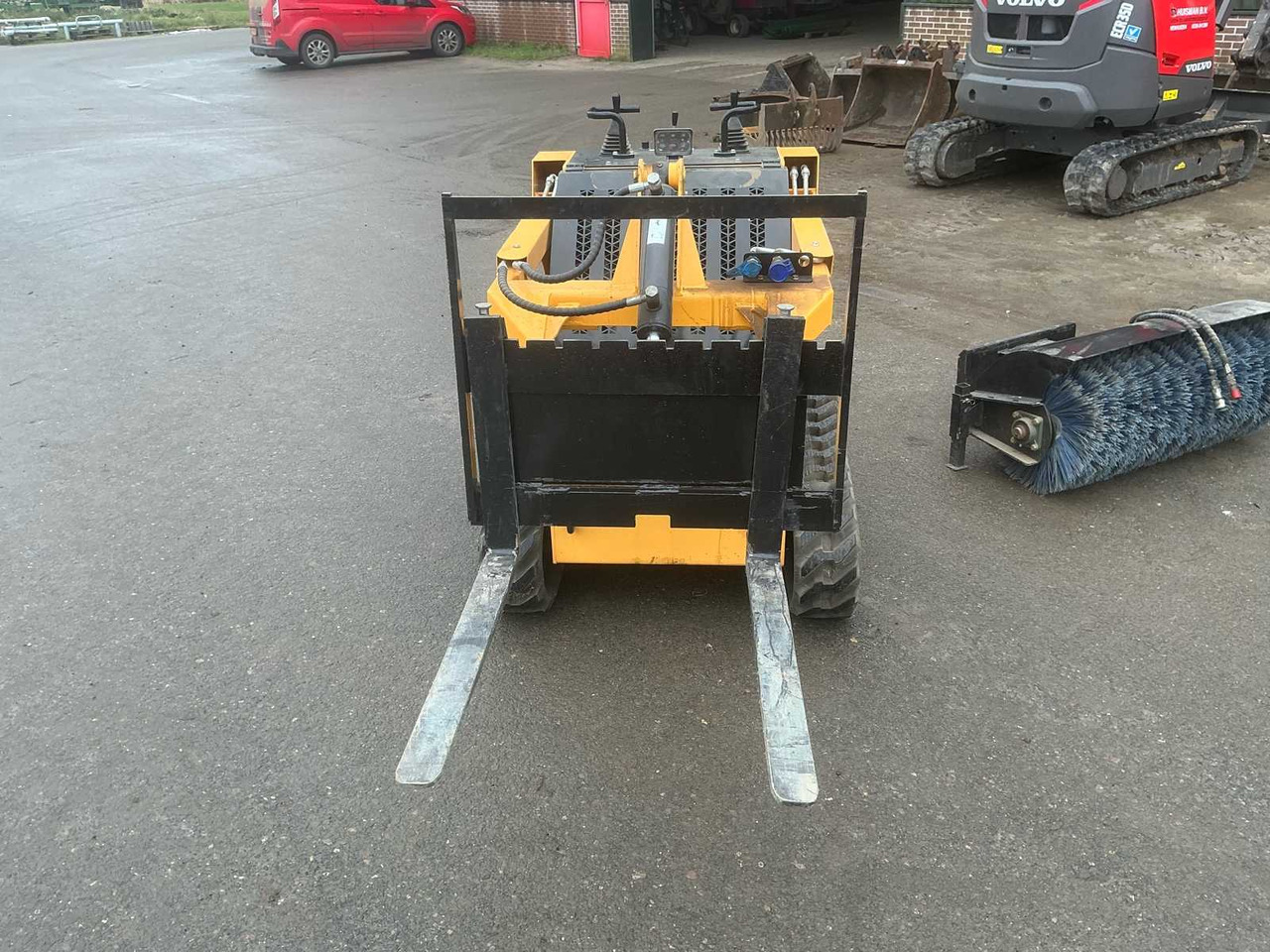 YOUTOP YT480 - Skid steer loader: picture 5 YOUTOP YT480 - Skid steer loader: picture 5