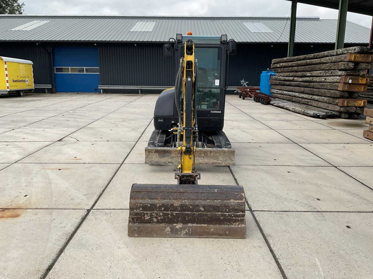 Yanmar SV26 - Crawler excavator: picture 2 Yanmar SV26 - Crawler excavator: picture 2
