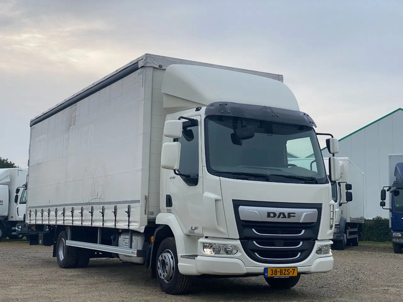 DAF LF 230 LF 230.12. EURO6. 2020. Schuifzeil. 720x248x260 - Curtainsider truck: picture 2 DAF LF 230 LF 230.12. EURO6. 2020. Schuifzeil. 720x248x260 - Curtainsider truck: picture 2