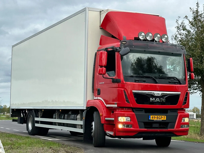 MAN TGM TGM 18.290 GEÏSOLEERDE OPBOUW - Box truck: picture 2 MAN TGM TGM 18.290 GEÏSOLEERDE OPBOUW - Box truck: picture 2