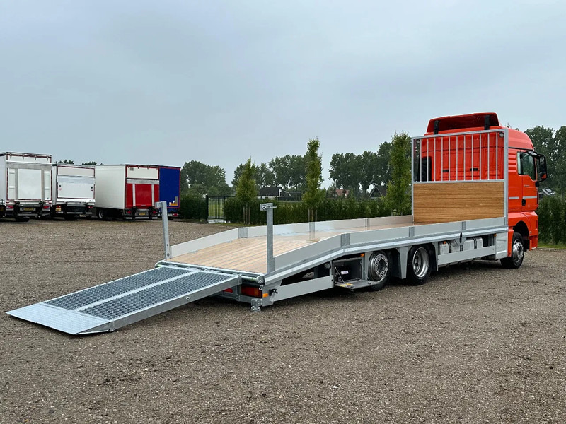 MAN TGX TGX 24.440 - Cab chassis truck: picture 4 MAN TGX TGX 24.440 - Cab chassis truck: picture 4