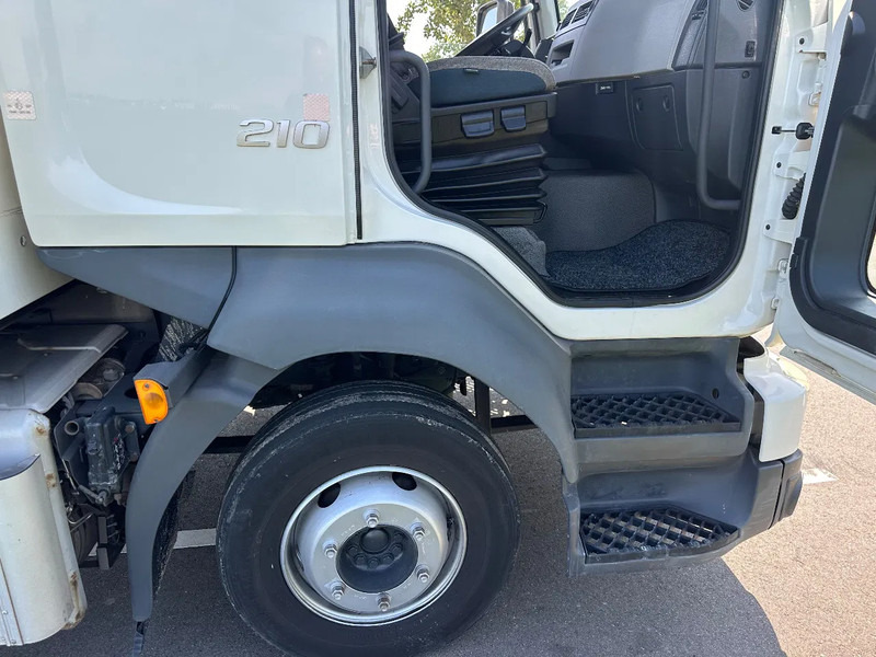 Box truck Volvo FL 210.12 EURO6: picture 10