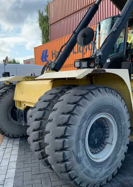 Hyster RS45-31CH - Reach stacker: picture 5 Hyster RS45-31CH - Reach stacker: picture 5
