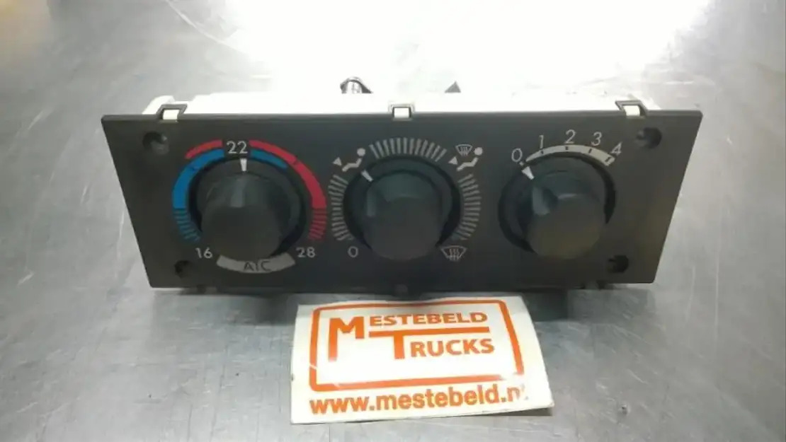 DAF Aircobediening - Cab and interior for Truck: picture 1 DAF Aircobediening - Cab and interior for Truck: picture 1