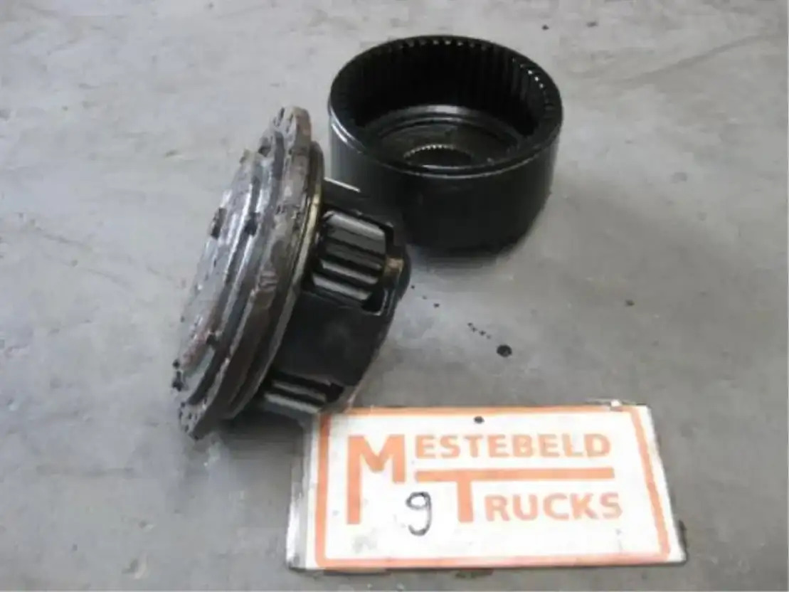 DAF CF Satelliethuis naafreductie /XF - Rear axle for Truck: picture 1 DAF CF Satelliethuis naafreductie /XF - Rear axle for Truck: picture 1