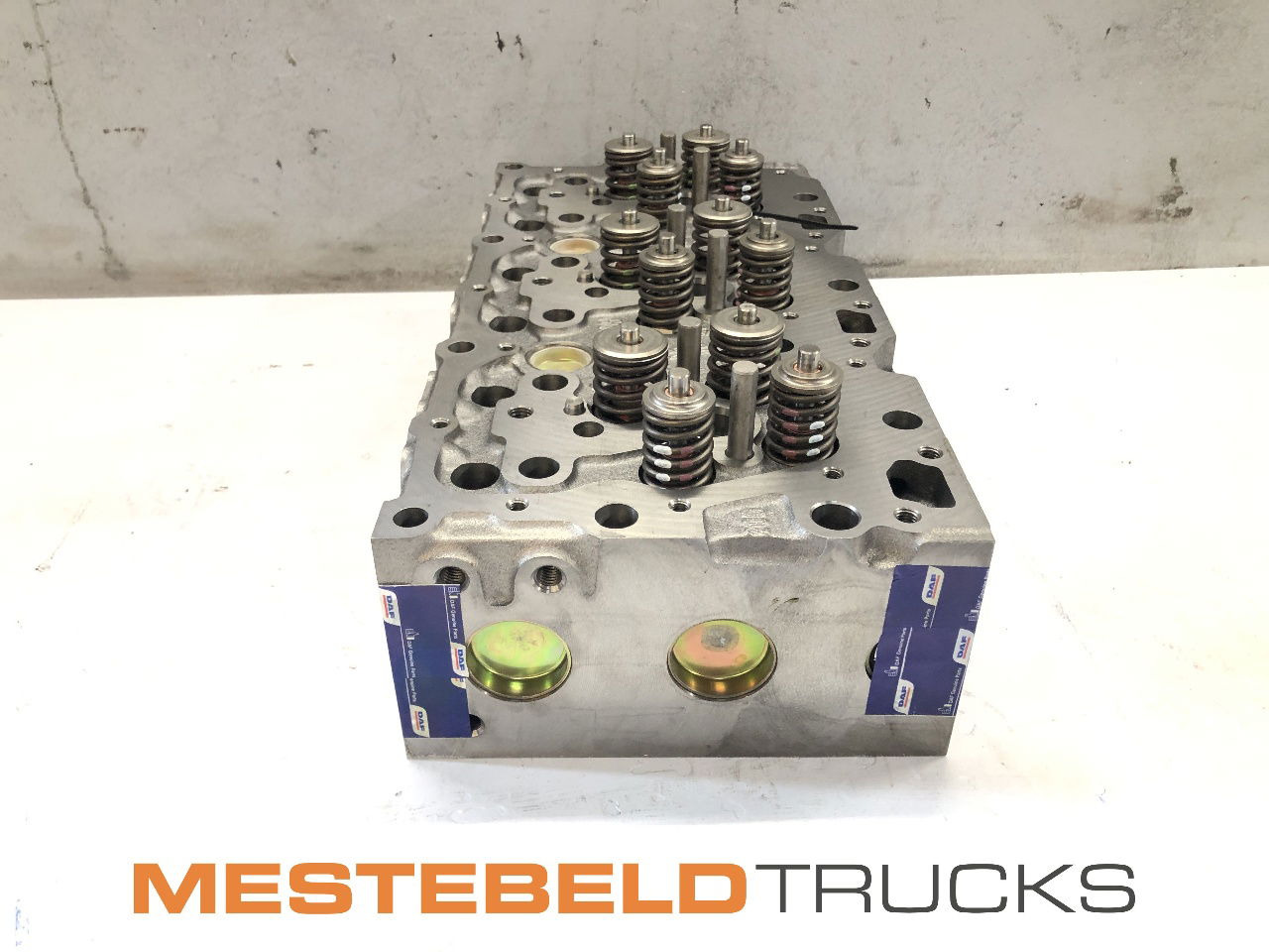 DAF Cilinderkop XE - Engine and parts for Truck: picture 3 DAF Cilinderkop XE - Engine and parts for Truck: picture 3