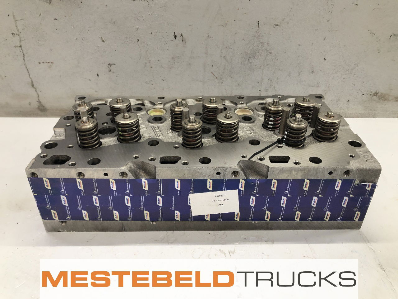 DAF Cilinderkop XE - Engine and parts for Truck: picture 2 DAF Cilinderkop XE - Engine and parts for Truck: picture 2