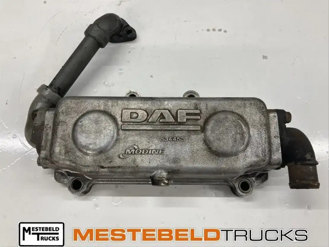DAF Oliekoeler - Engine for Truck: picture 1 DAF Oliekoeler - Engine for Truck: picture 1
