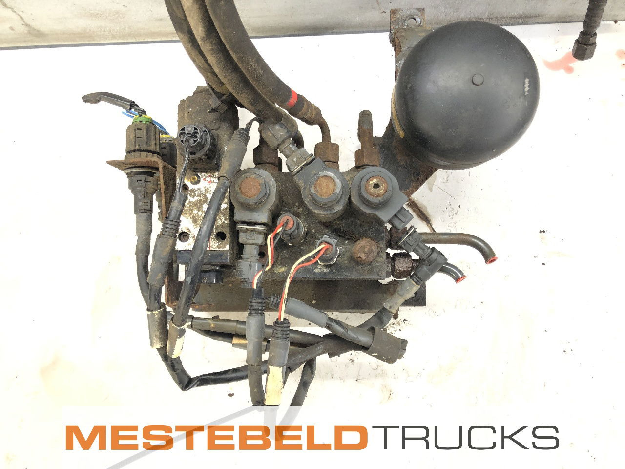 DAF Stuurcilinderregelklep - Steering for Truck: picture 2 DAF Stuurcilinderregelklep - Steering for Truck: picture 2