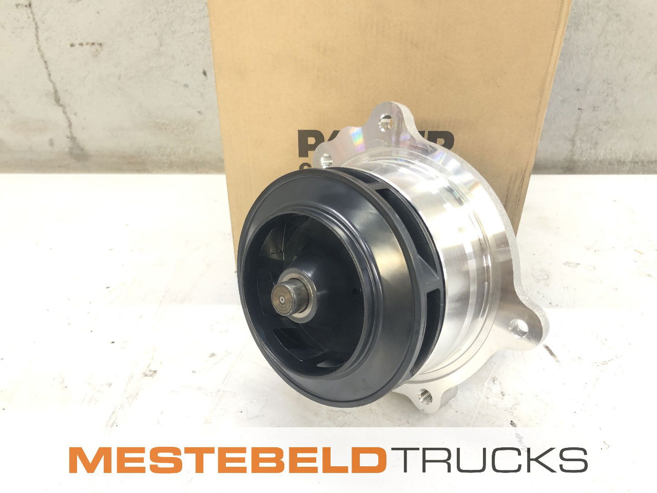 DAF Waterpomp MX13 - Engine and parts for Truck: picture 2 DAF Waterpomp MX13 - Engine and parts for Truck: picture 2