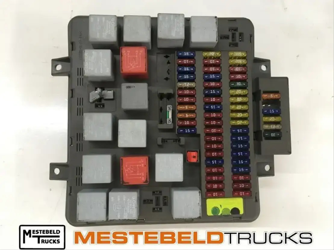 DAF Zekeringskast - Electrical system for Truck: picture 1 DAF Zekeringskast - Electrical system for Truck: picture 1