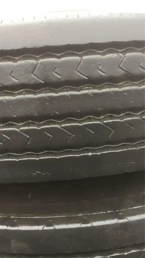 Wheel and tire package for Truck Dunlop Band + velg 255/70x22.5: picture 1
