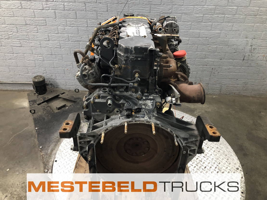 Iveco Motor Tector F4AE3681 - Engine for Truck: picture 2 Iveco Motor Tector F4AE3681 - Engine for Truck: picture 2