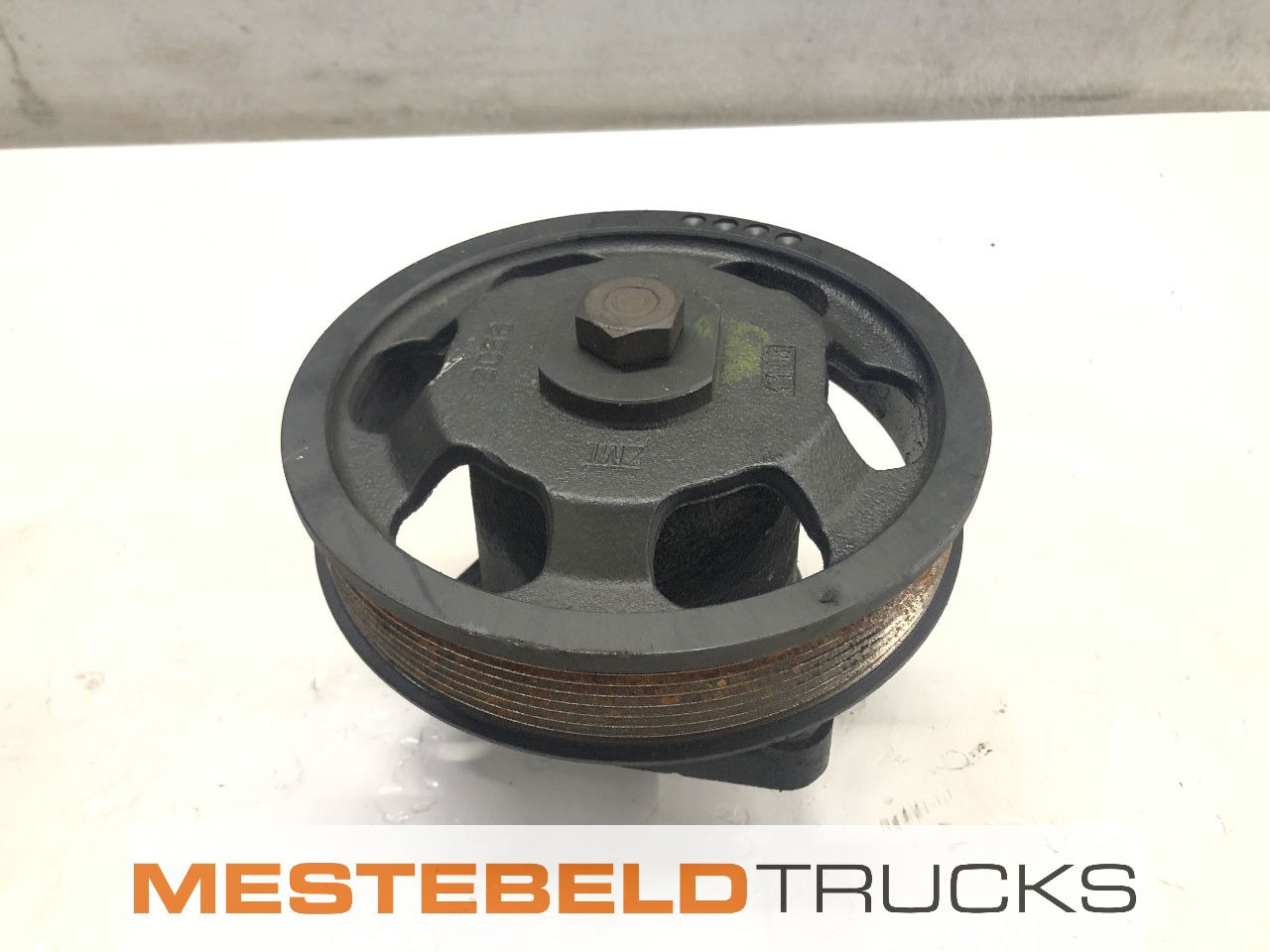 MAN Aandrijving koelvloeistofpomp TGL - Cooling system for Truck: picture 1 MAN Aandrijving koelvloeistofpomp TGL - Cooling system for Truck: picture 1