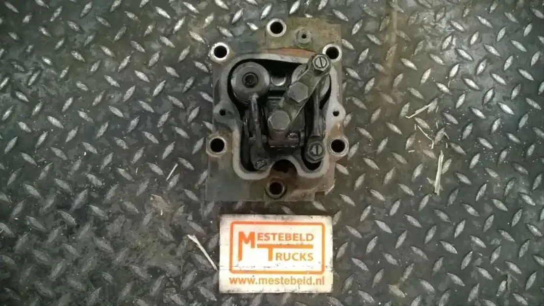 MAN Cilinderkop D 2840 - Engine and parts for Truck: picture 1 MAN Cilinderkop D 2840 - Engine and parts for Truck: picture 1