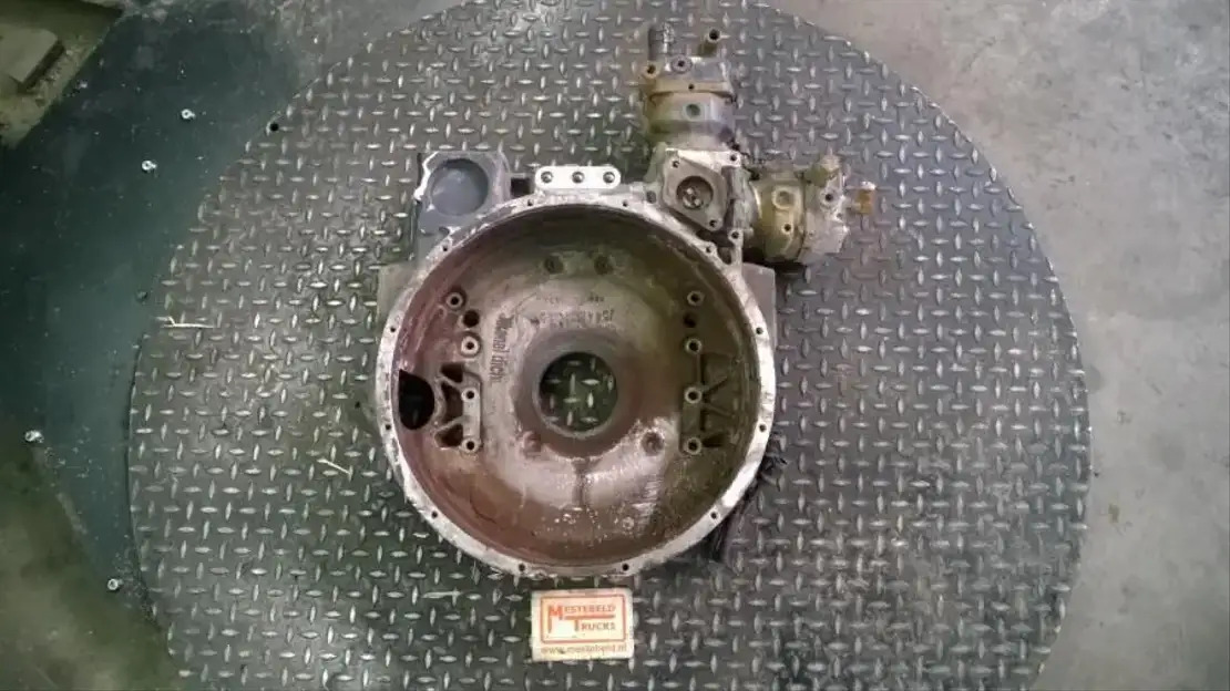 MAN Distributiehuis D1740 - Engine and parts for Truck: picture 1 MAN Distributiehuis D1740 - Engine and parts for Truck: picture 1