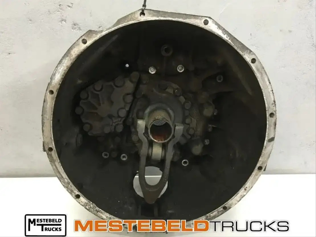 MAN Koppelingshuis 16S151 - Gearbox and parts for Truck: picture 2 MAN Koppelingshuis 16S151 - Gearbox and parts for Truck: picture 2