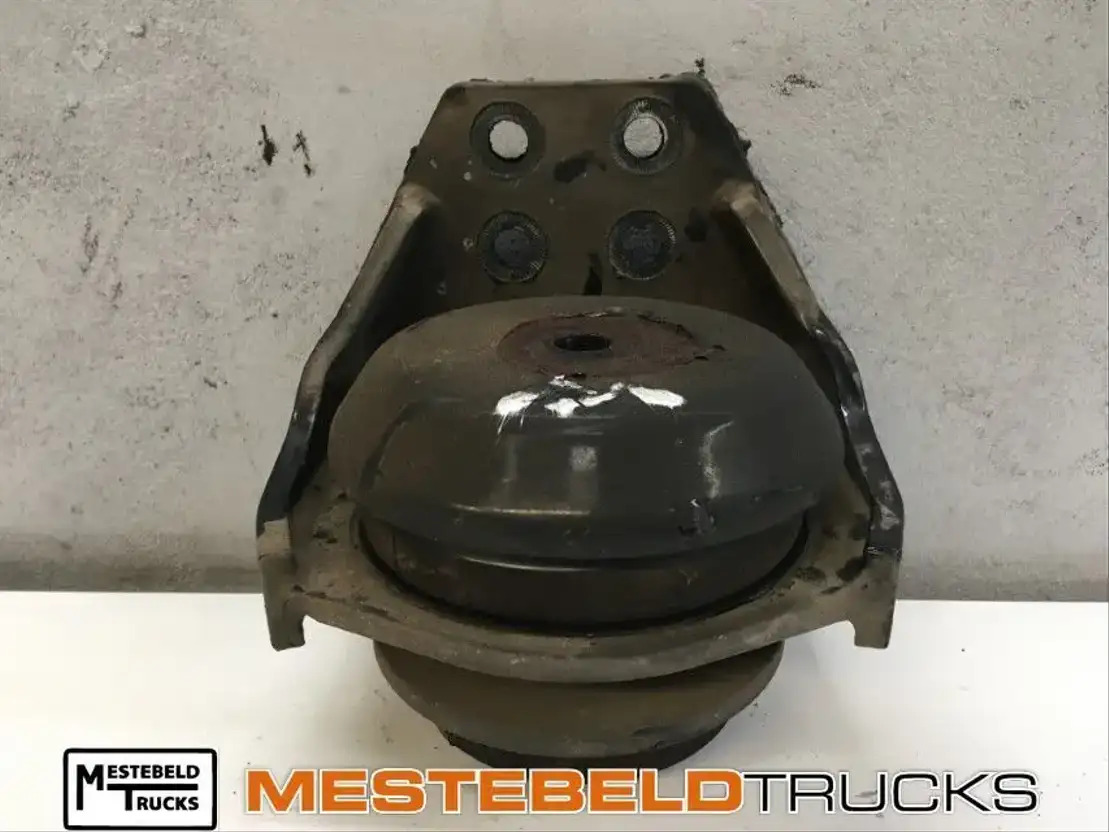 MAN Motorsteun voorkant - Engine and parts for Truck: picture 1 MAN Motorsteun voorkant - Engine and parts for Truck: picture 1