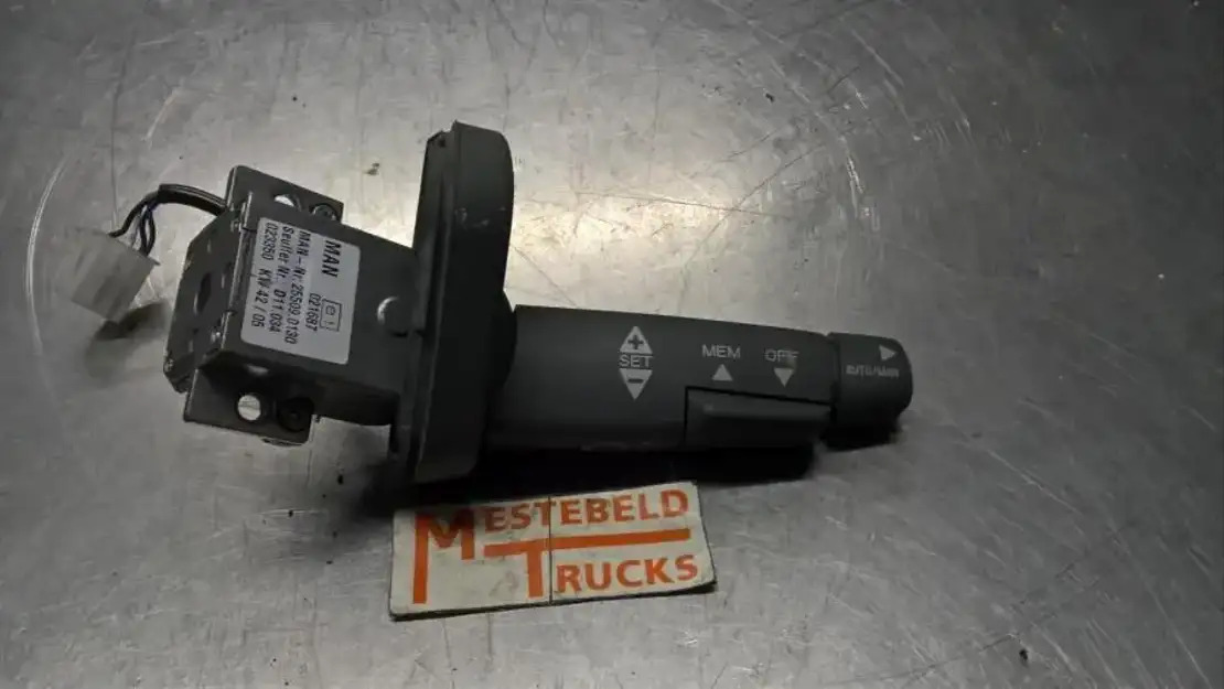 MAN Stuurschakelaar transmissie - Electrical system for Truck: picture 1 MAN Stuurschakelaar transmissie - Electrical system for Truck: picture 1