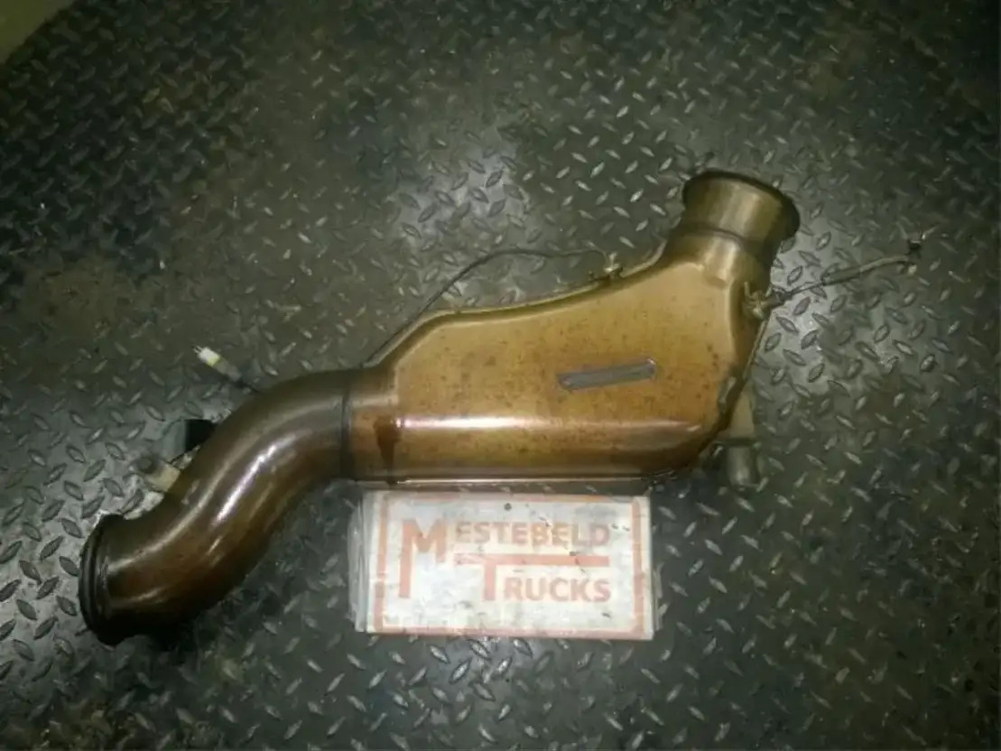 MAN Ureummenger TGA - Muffler/ Exhaust system for Truck: picture 1 MAN Ureummenger TGA - Muffler/ Exhaust system for Truck: picture 1