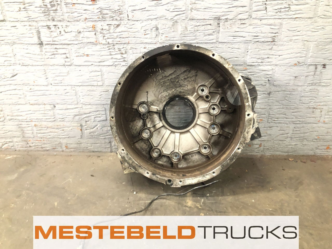 MAN Vliegwielhuis TGL - Engine for Truck: picture 1 MAN Vliegwielhuis TGL - Engine for Truck: picture 1