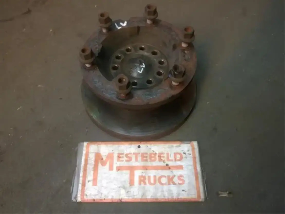 MAN Voorwielnaaf TGL - Front axle for Truck: picture 1 MAN Voorwielnaaf TGL - Front axle for Truck: picture 1