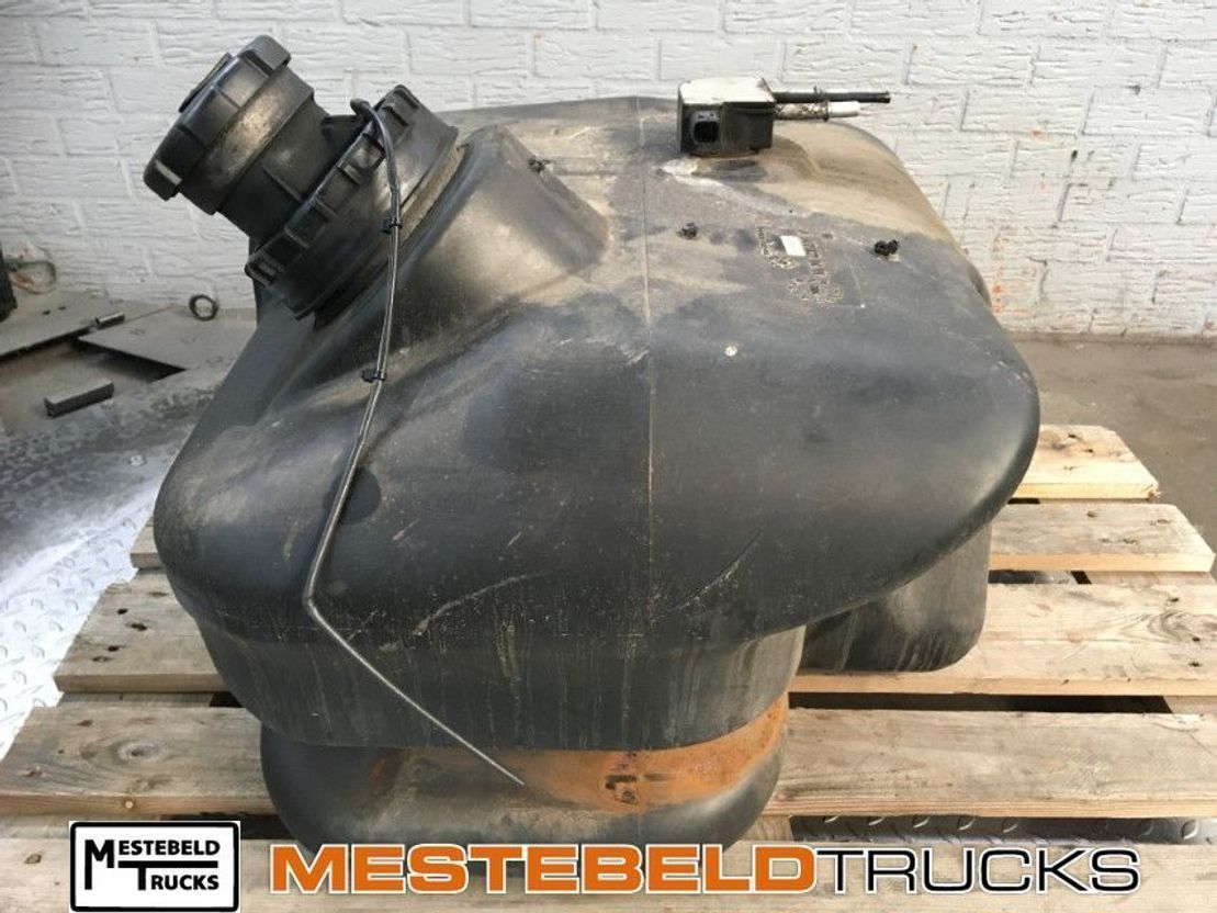 Mercedes-Benz Brandstoftank 120 liter - Fuel processing/ Fuel delivery for Van: picture 2 Mercedes-Benz Brandstoftank 120 liter - Fuel processing/ Fuel delivery for Van: picture 2