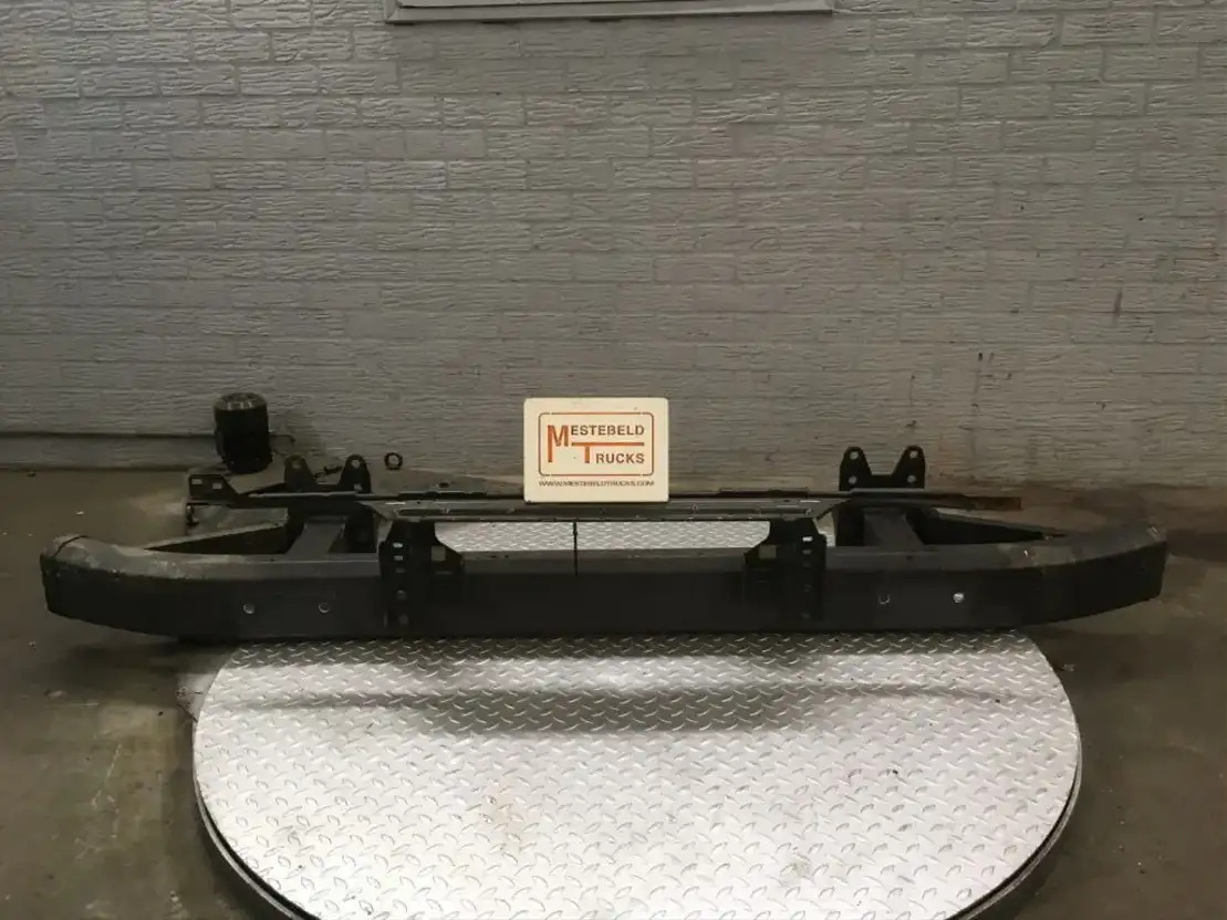 Mercedes-Benz Bumperbalk - Frame/ Chassis for Truck: picture 1 Mercedes-Benz Bumperbalk - Frame/ Chassis for Truck: picture 1