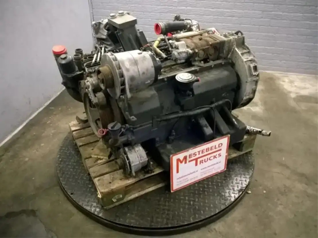 Mercedes-Benz Busmotor OM906LA - Engine for Truck: picture 1 Mercedes-Benz Busmotor OM906LA - Engine for Truck: picture 1