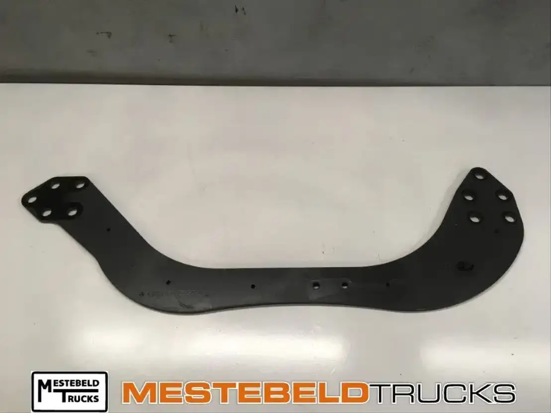 Mercedes-Benz Dwarsdrager - Frame/ Chassis for Truck: picture 1 Mercedes-Benz Dwarsdrager - Frame/ Chassis for Truck: picture 1