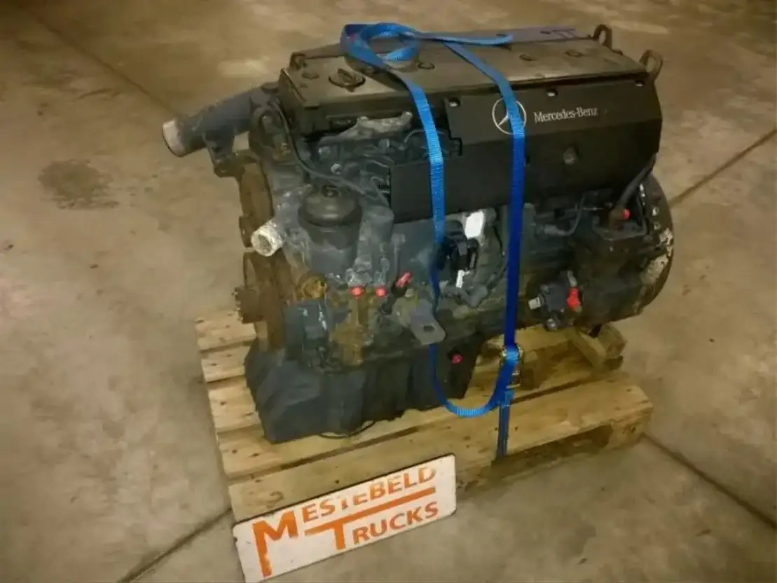 Mercedes-Benz Motor OM 906 LA II/1 - Engine for Truck: picture 2 Mercedes-Benz Motor OM 906 LA II/1 - Engine for Truck: picture 2