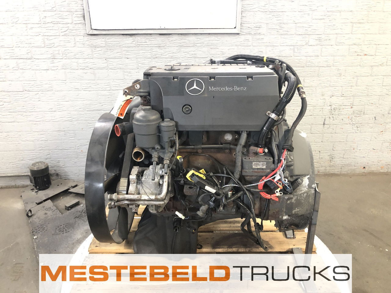 Mercedes-Benz Motor OM 924 LA  - Engine and parts for Truck: picture 1 Mercedes-Benz Motor OM 924 LA  - Engine and parts for Truck: picture 1