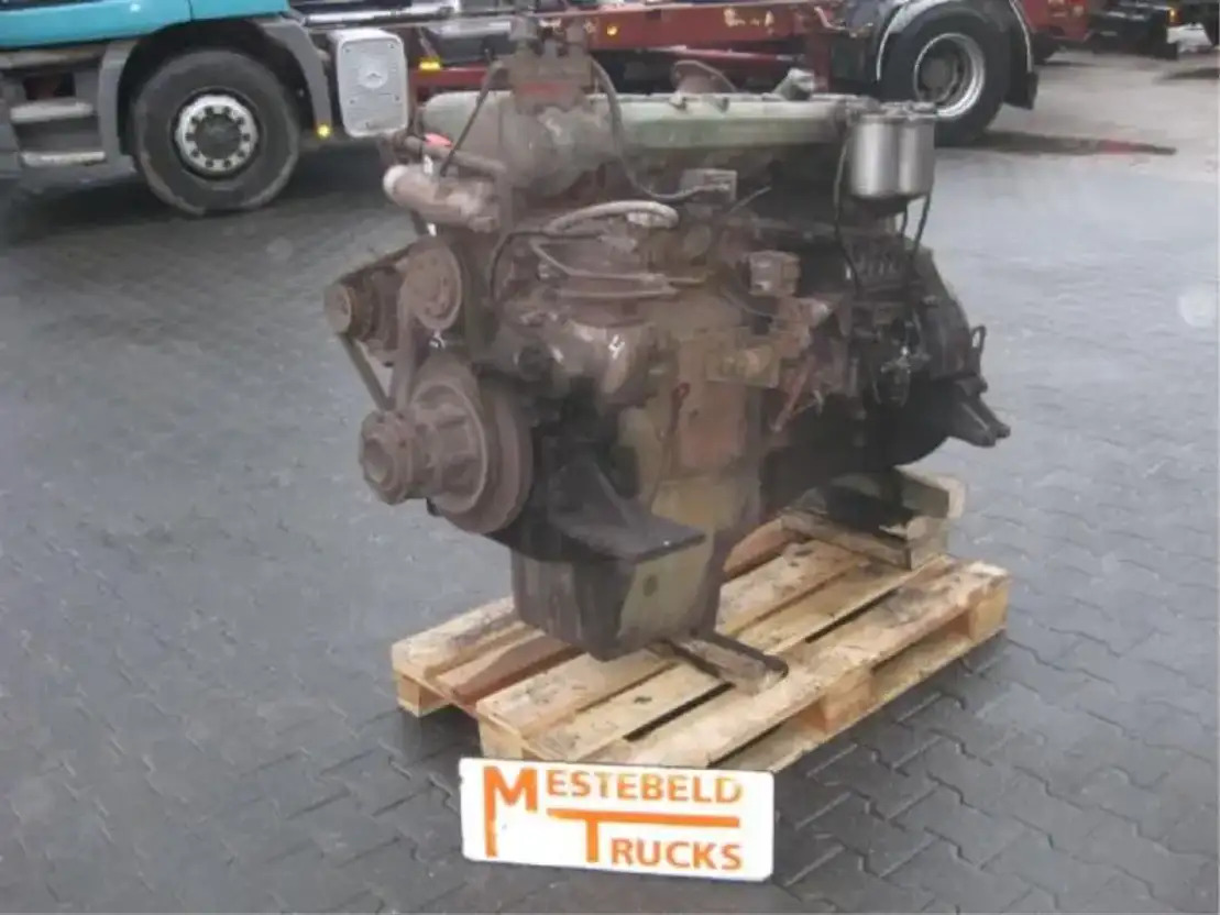 Mercedes-Benz OM 447 A - Engine for Truck: picture 1 Mercedes-Benz OM 447 A - Engine for Truck: picture 1