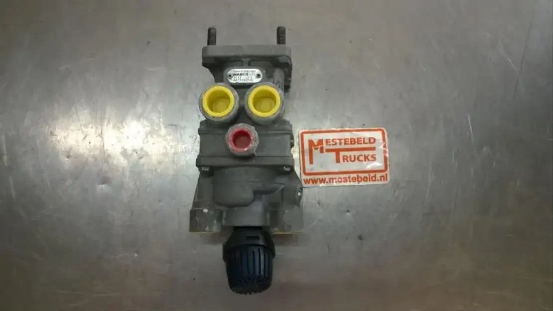 Mercedes-Benz Remventiel  - Brake parts for Truck: picture 1 Mercedes-Benz Remventiel  - Brake parts for Truck: picture 1