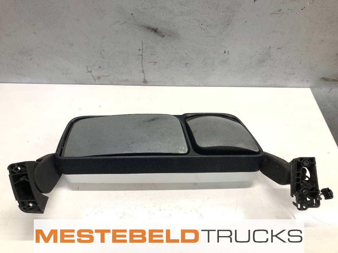 Mercedes-Benz Spiegel rechts  - Cab and interior for Truck: picture 1 Mercedes-Benz Spiegel rechts  - Cab and interior for Truck: picture 1