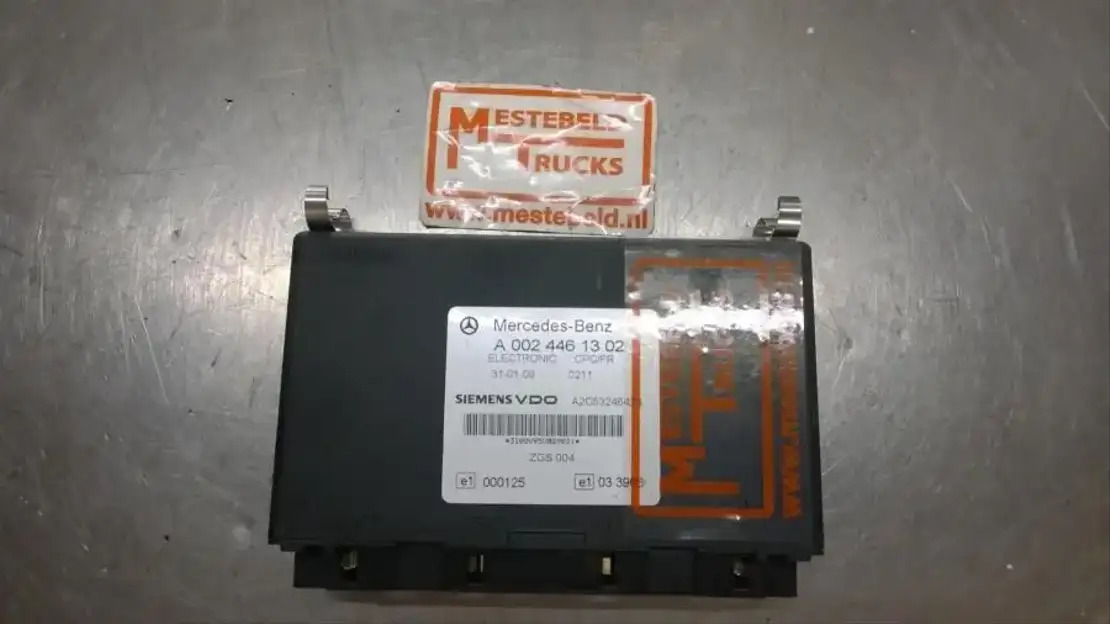 Mercedes-Benz Stuurkast CPC/FR - Electrical system for Truck: picture 1 Mercedes-Benz Stuurkast CPC/FR - Electrical system for Truck: picture 1