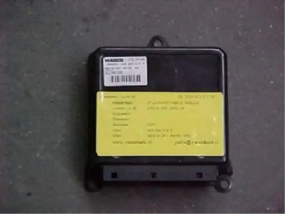 Renault ABS D unit midlum - Electrical system for Truck: picture 1 Renault ABS D unit midlum - Electrical system for Truck: picture 1