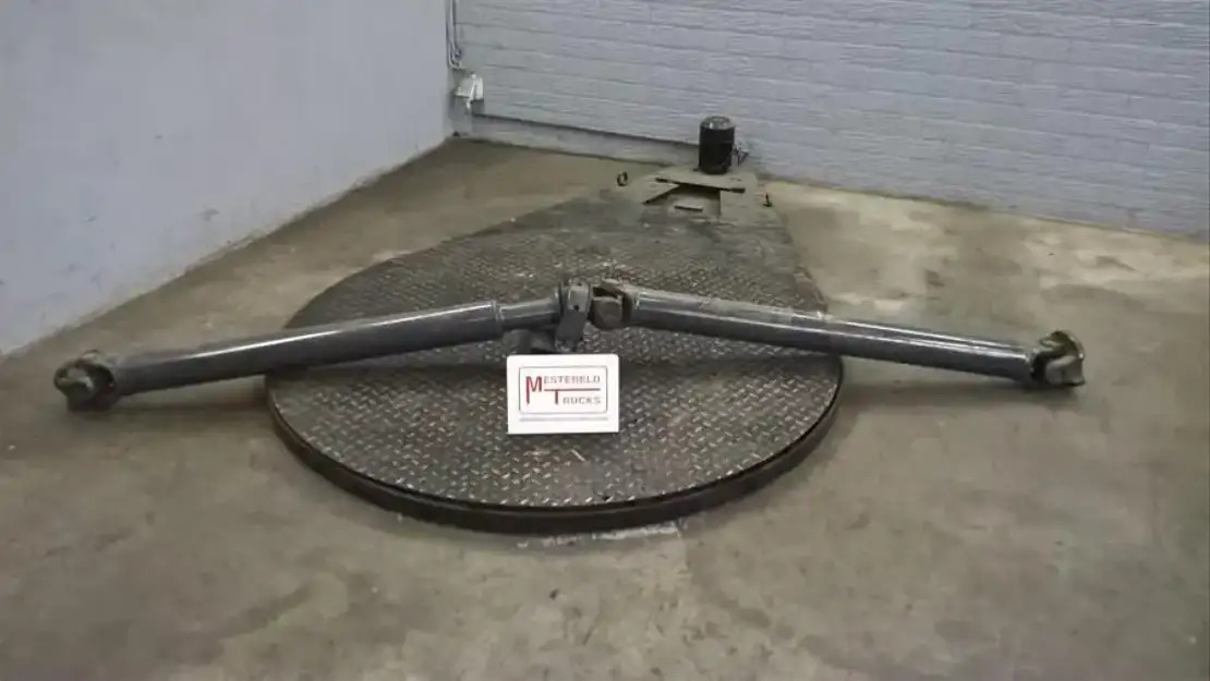 Renault Aandrijfas Midlum - Drive shaft for Truck: picture 1 Renault Aandrijfas Midlum - Drive shaft for Truck: picture 1