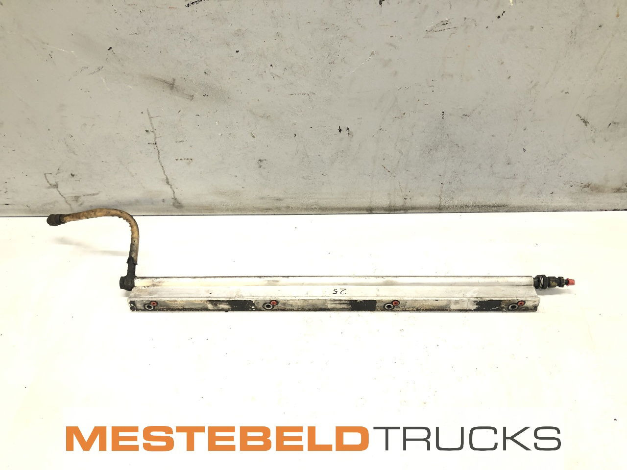 Scania Brandstofleiding DC1602L01 - Fuel processing/ Fuel delivery for Truck: picture 1 Scania Brandstofleiding DC1602L01 - Fuel processing/ Fuel delivery for Truck: picture 1