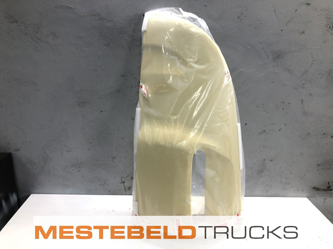 Scania Cabinehoek R-serie rechts - Cab and interior for Truck: picture 1 Scania Cabinehoek R-serie rechts - Cab and interior for Truck: picture 1