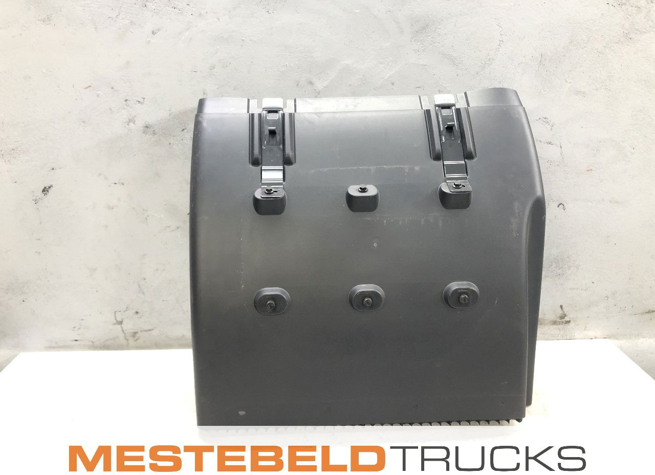 Scania Spatbord met binnenwerk achter - Frame/ Chassis for Truck: picture 1 Scania Spatbord met binnenwerk achter - Frame/ Chassis for Truck: picture 1