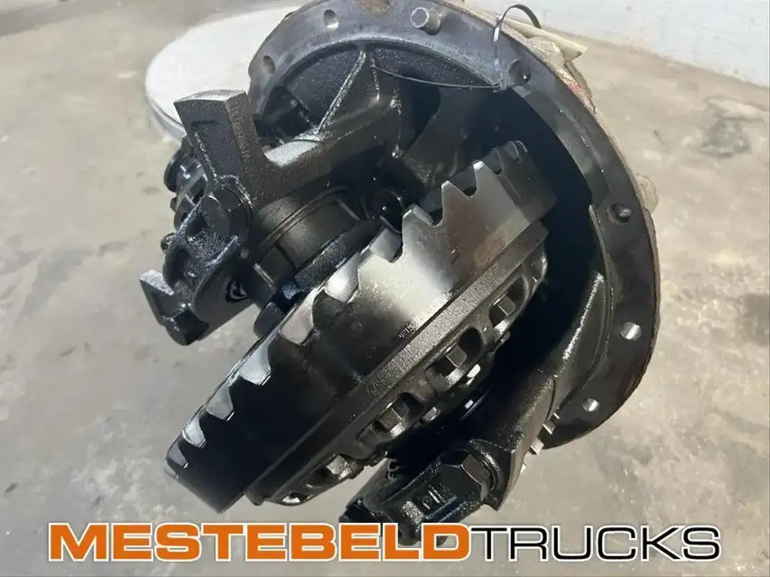 Volvo Differentieel RSS1132 A4.50-1 - Rear axle for Truck: picture 1 Volvo Differentieel RSS1132 A4.50-1 - Rear axle for Truck: picture 1