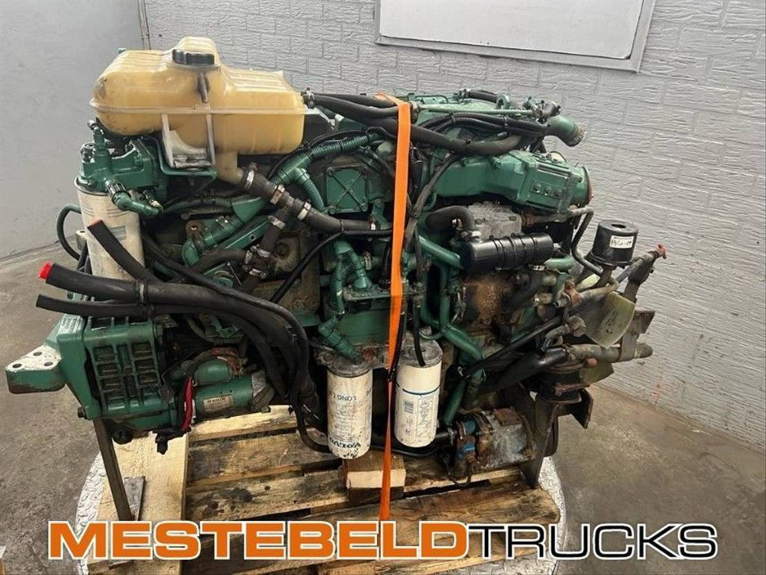 Volvo Motor D6B220 EC 99 - Engine for Truck: picture 1 Volvo Motor D6B220 EC 99 - Engine for Truck: picture 1