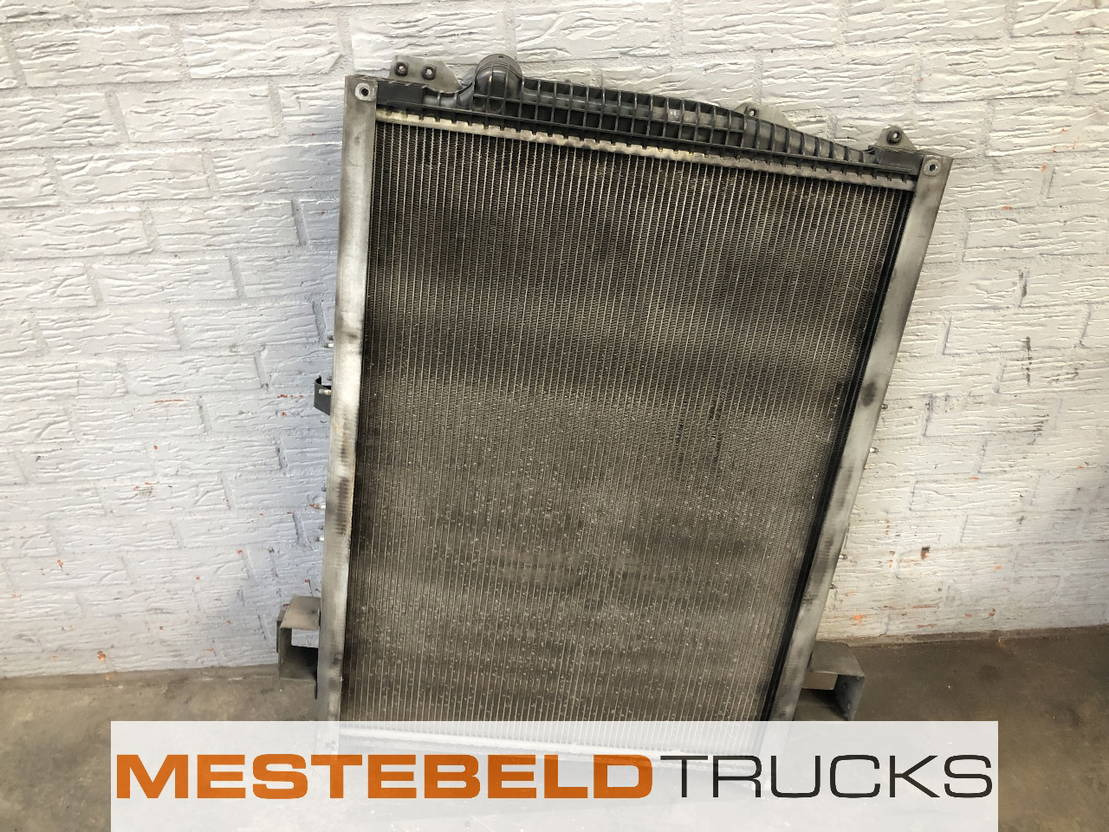 Volvo Radiateur - Radiator for Truck: picture 2 Volvo Radiateur - Radiator for Truck: picture 2