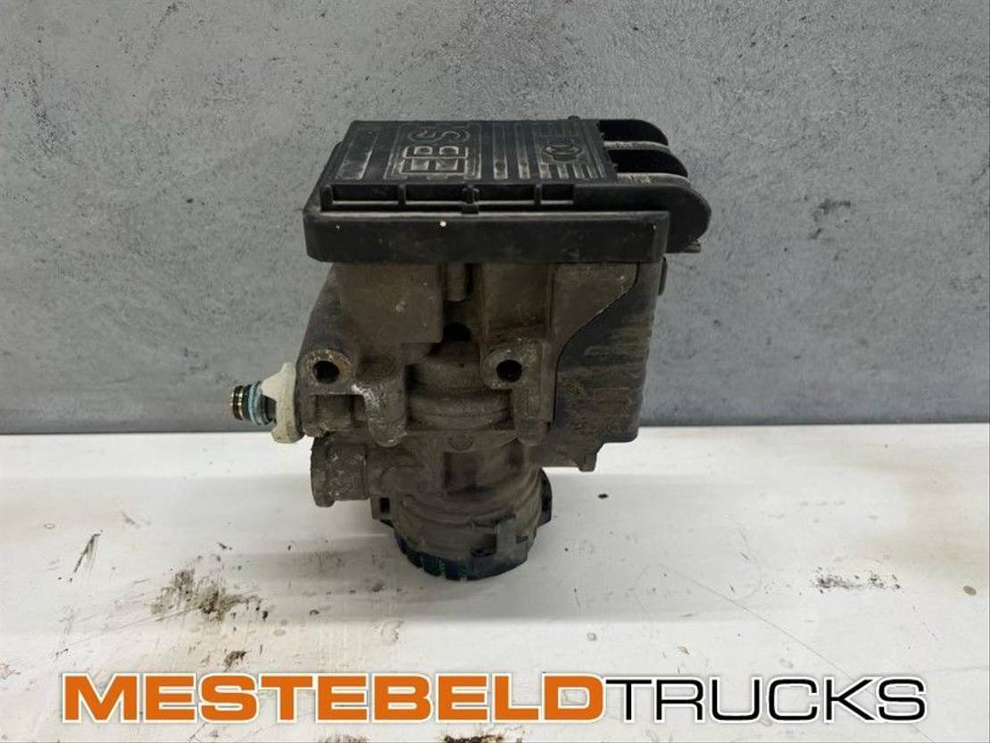 Volvo Voorasmodulator  - Brake parts for Truck: picture 1 Volvo Voorasmodulator  - Brake parts for Truck: picture 1