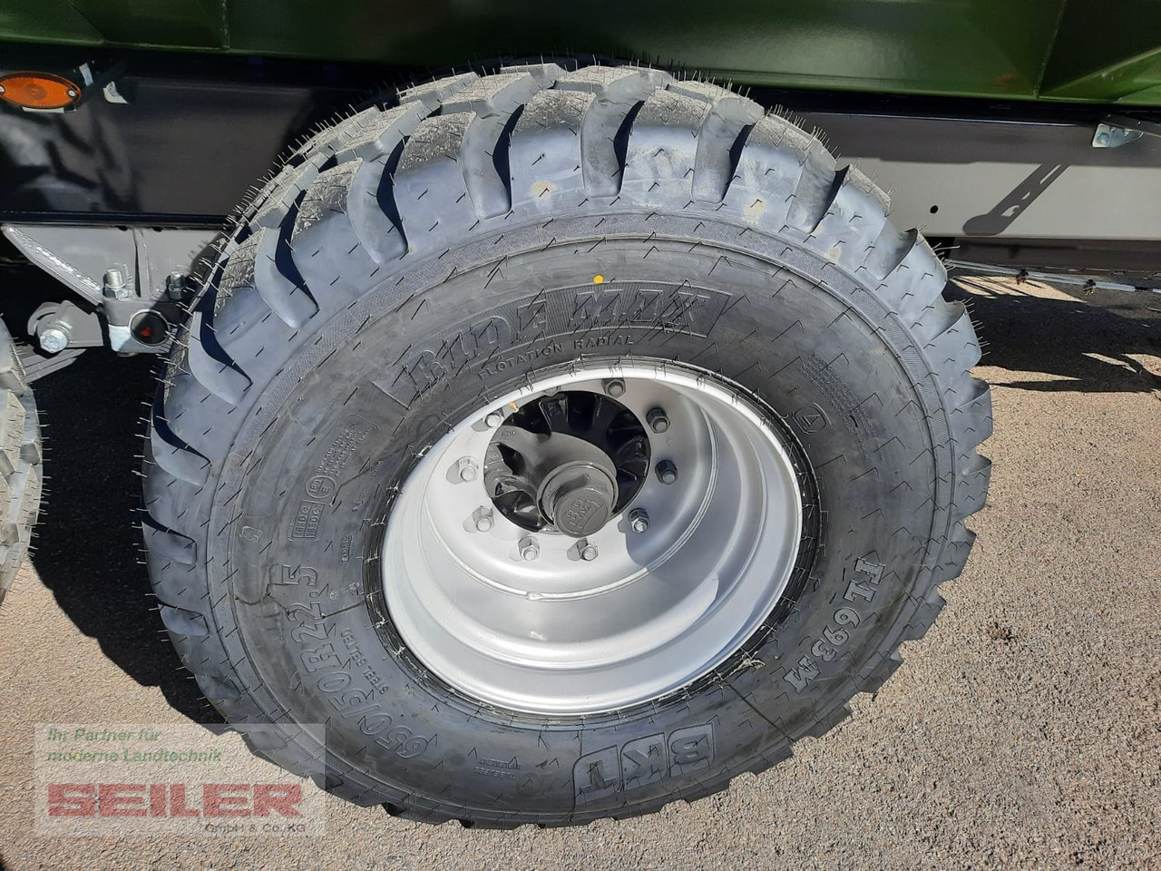 New Farm tipping trailer/ Dumper Fliegl TMK 264 FOX 32m³: picture 12