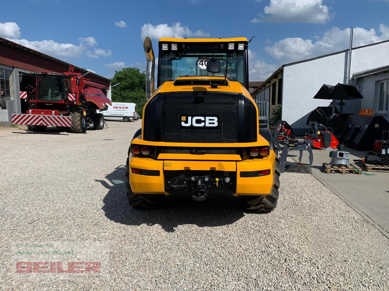JCB TM 320 S Agri - Telescopic wheel loader: picture 2 JCB TM 320 S Agri - Telescopic wheel loader: picture 2