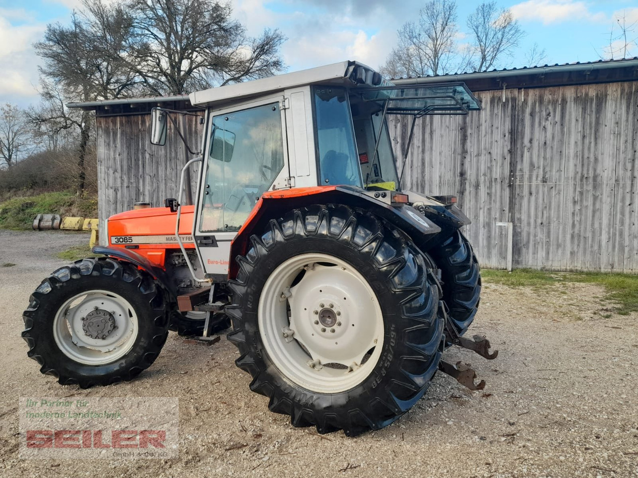 Massey Ferguson 3085 Euro-Line - Farm tractor: picture 2 Massey Ferguson 3085 Euro-Line - Farm tractor: picture 2